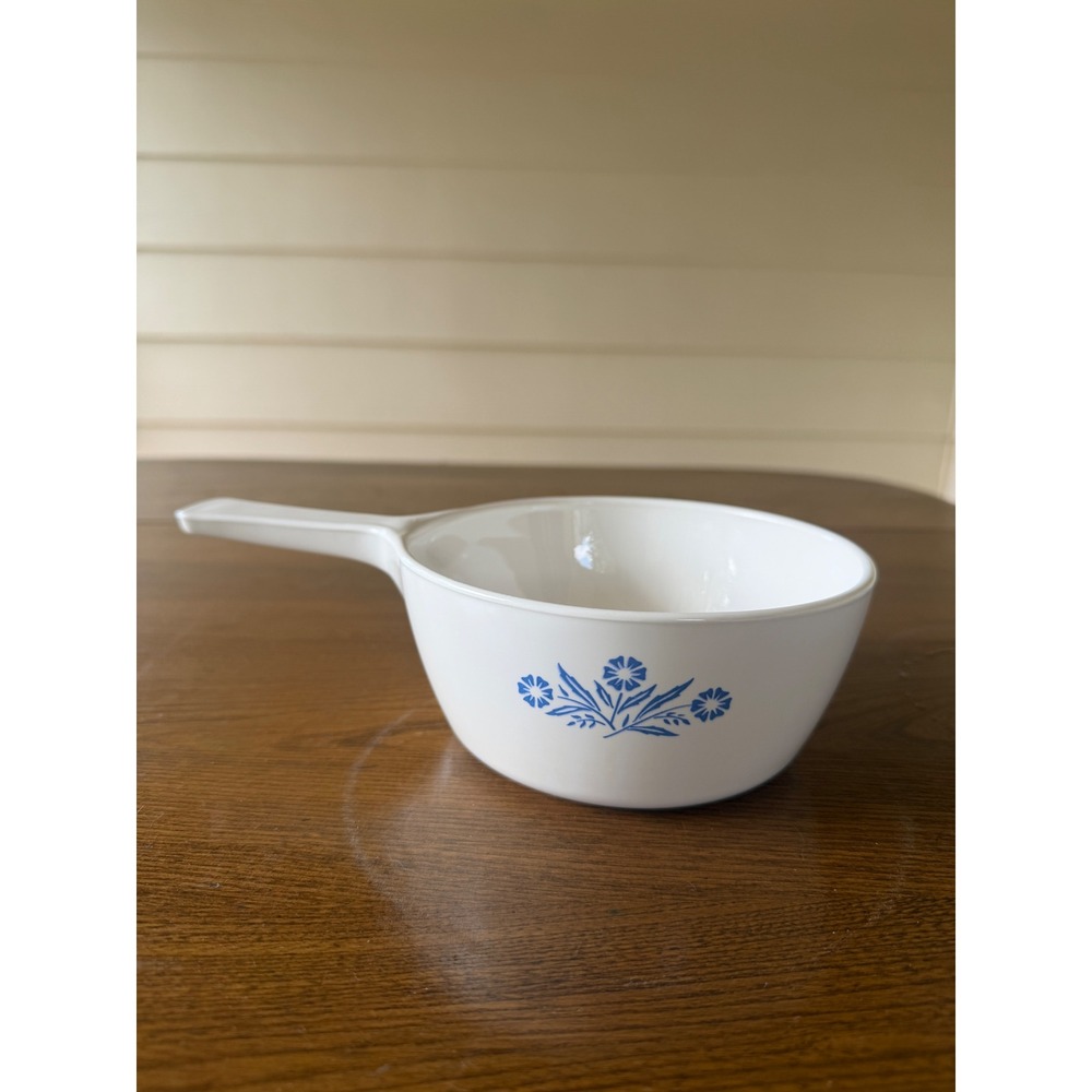 Vintage Corning Ware Blue Cornflower P-82-B 1 1/2 Pint Saucepan Menu-ette No Lid